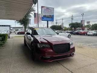 2019 Chrysler 300 Touring