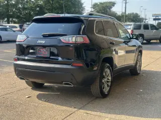 2021 Jeep Cherokee Latitude Lux