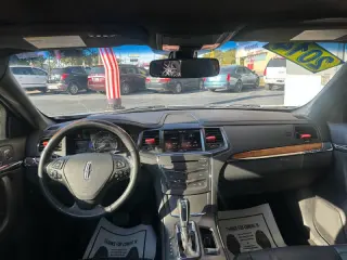 2014 Lincoln MKS