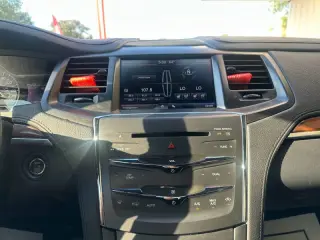 2014 Lincoln MKS