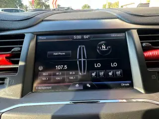 2014 Lincoln MKS