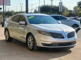 2014 Lincoln MKS