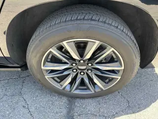 2022 Cadillac Escalade Sport