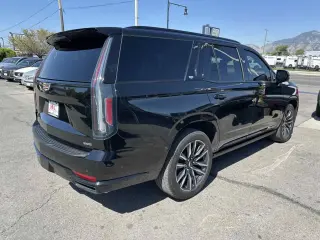 2022 Cadillac Escalade Sport
