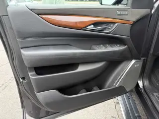 2018 Cadillac Escalade ESV Premium Luxury