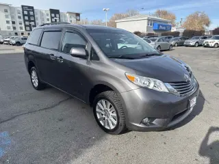 2015 Toyota Sienna XLE