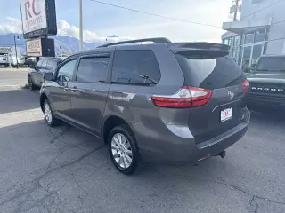 2015 Toyota Sienna XLE