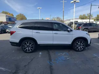 2022 Honda Pilot Elite