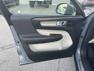 2020 Volvo XC40 Inscription