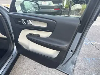 2020 Volvo XC40 Inscription