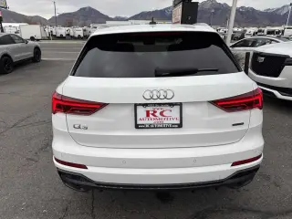 2022 Audi Q3 S line Premium