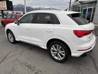 2022 Audi Q3 S line Premium