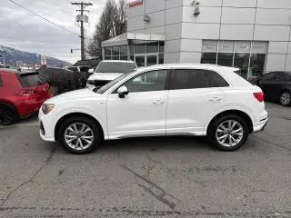 2022 Audi Q3 S line Premium