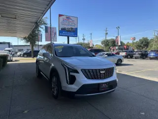 2023 Cadillac XT4 Premium Luxury