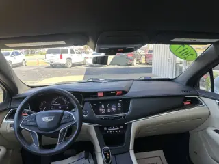 2017 Cadillac XT5