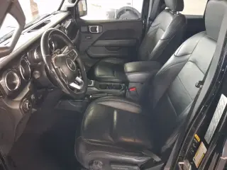 Jeep Wrangler 2023 4x4 Sahara 4dr SUV