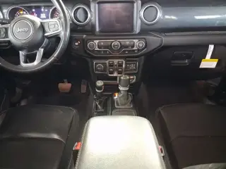 Jeep Wrangler 2023 4x4 Sahara 4dr SUV