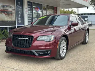 2018 Chrysler 300 Touring