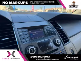 2014 Ford Taurus SE