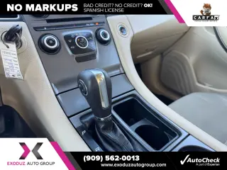 2014 Ford Taurus SE