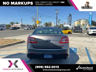 2014 Ford Taurus SE