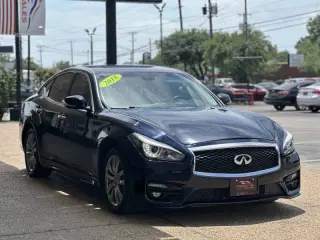 2018 Infiniti Q70 3.7 Luxe