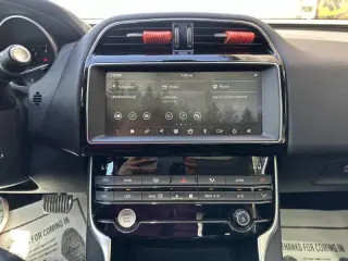 2019 Jaguar XE 25t