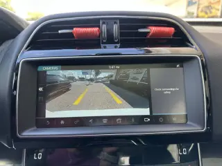 2019 Jaguar XE 25t