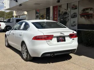 2019 Jaguar XE 25t