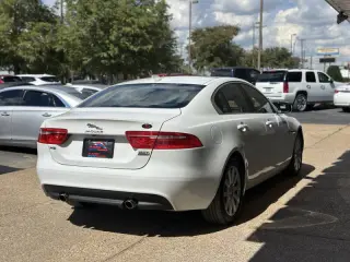 2019 Jaguar XE 25t