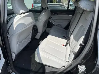 Jeep Grand Cherokee 2022 4x4 Overland 4dr SUV (midyear release)