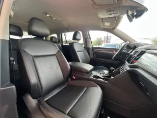 2018 Volkswagen Atlas V6 SE