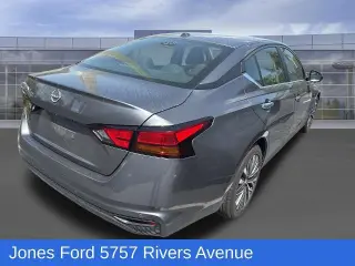 Nissan Altima 2025 2.5 SV 4dr Sedan