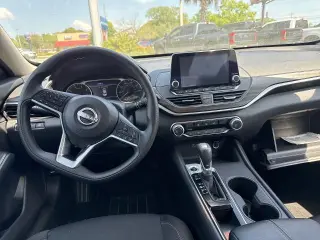 Nissan Altima 2025 2.5 SV 4dr Sedan