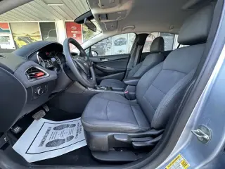 2018 Chevrolet Cruze LT Auto