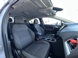 2018 Chevrolet Cruze LT Auto