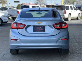 2018 Chevrolet Cruze LT Auto