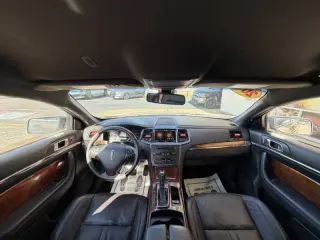 2015 Lincoln MKS