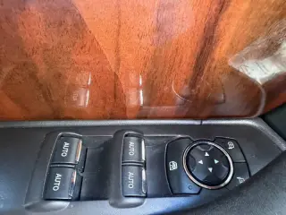 2015 Lincoln MKS