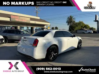 2021 Chrysler 300 300S