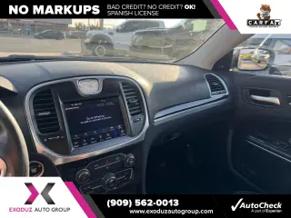 2018 Chrysler 300 Limited