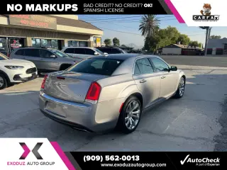 2018 Chrysler 300 Limited