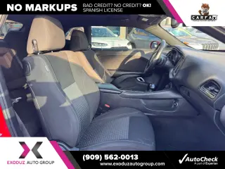 2016 Dodge Challenger SXT