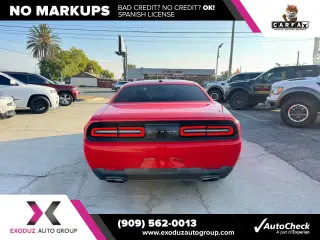 2016 Dodge Challenger SXT