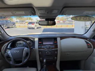 2017 Infiniti QX80