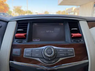 2017 Infiniti QX80