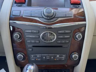 2017 Infiniti QX80