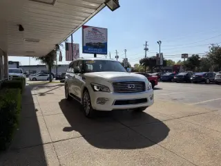 2017 Infiniti QX80