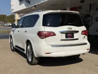2017 Infiniti QX80