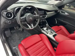 2023 Alfa Romeo Giulia Veloce